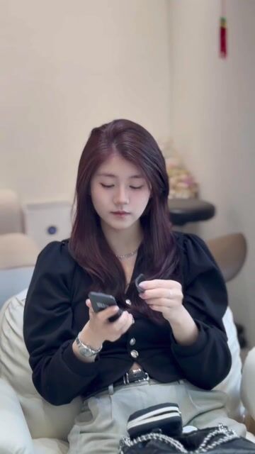玫瑰果茶色作品，設計師 凱羚，高雄左營區掌握Hair Salon