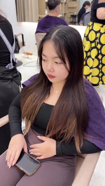 縮毛矯正+挑染作品，設計師 Queena，台中西區初裏髮廊