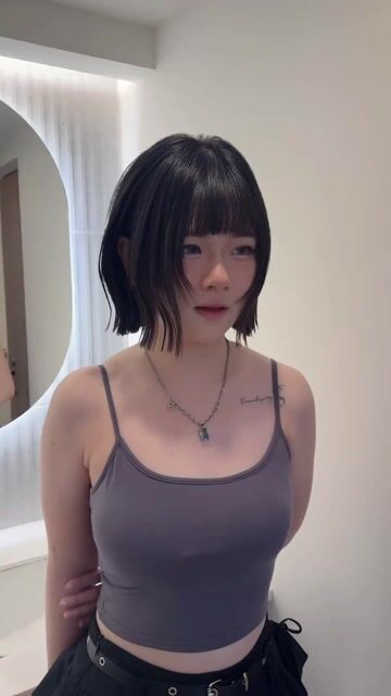 小貓短髮作品，設計師 Zoe，台北松山區KOMM Hair微風店