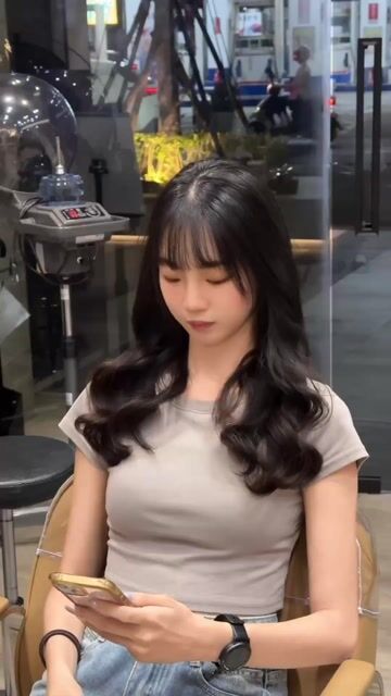 光澤感雲朵燙☁️作品，設計師 Nancy，高雄苓雅區絲光苒苒