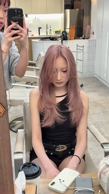 粉奶茶+層次剪作品，設計師 Nancy小寧，台北松山區KOMM hair微風店