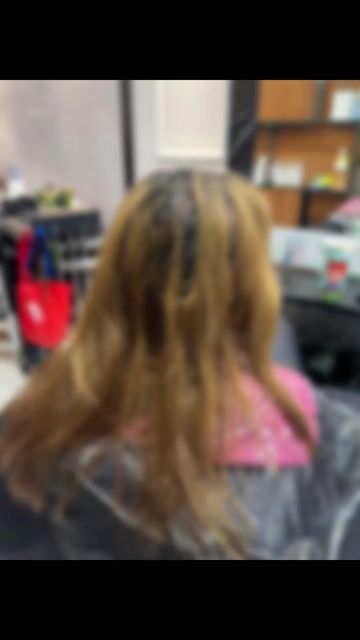 漂染紫色羽毛剪作品，設計師 Tina，台中北區PHIROS HAIR 一中店