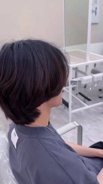 日系高層次捲度濕髮造型