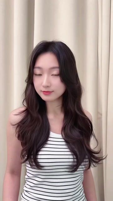 韓系層次燙作品，設計師 Yuri，台南安平區Tagi hair台南館
