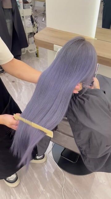 藍灰色作品，設計師 Evan，台中西屯區沐MU Hair Salon