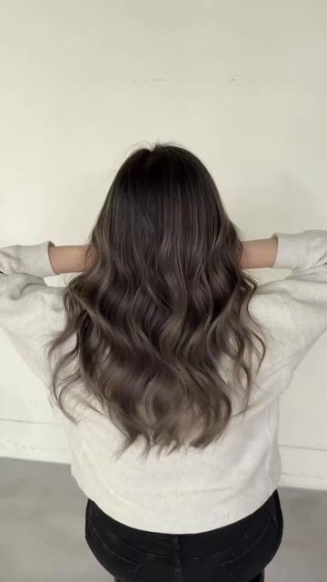 巴黎畫染作品，設計師 Gina，台北中山區Holly南西店