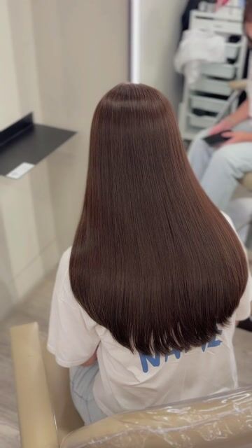 冷棕色單色染髮作品，設計師 Connie，台中北區WE SHAiRE台中店