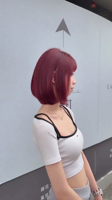 🍷 莓果酒紅｜霧感顯白系 🍒作品，設計師 Tina，台中北區PHIROS HAIR 一中店