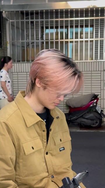 特殊色男士中長髮作品，設計師 R9羅捷，桃園中壢區蘵沙龍