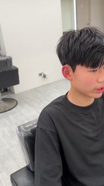 男士髮型 壓貼燙作品，設計師 威廉，台北中山區Kommhair 松江店