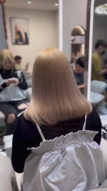 芭比金髮作品，設計師 凱羚，高雄左營區掌握Hair Salon