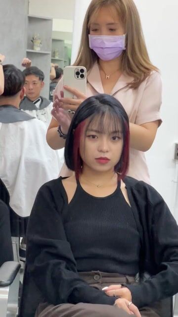 一刀切耳圈染作品，設計師 ViTa（薇糖），台中西屯區Refine Hair
