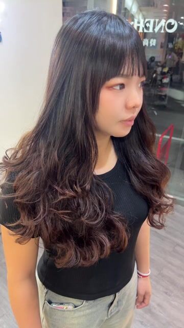 浪漫卷髮作品，設計師 Mibo-時尚美髮造型，新北三重區Onehair時尚美髮造型