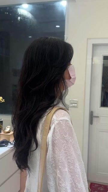 電棒感層次燙作品，設計師 Evon，台北大同區He&She Hair Salon