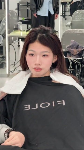 黑加侖紫色/小顏瀏海作品，設計師 Ella，桃園桃園區桃園尤卡藝文店