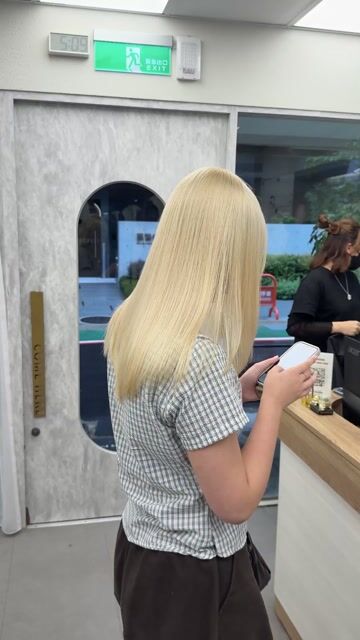 奶金色作品，設計師 Nancy小寧，台北大同區KOMM hair微風店