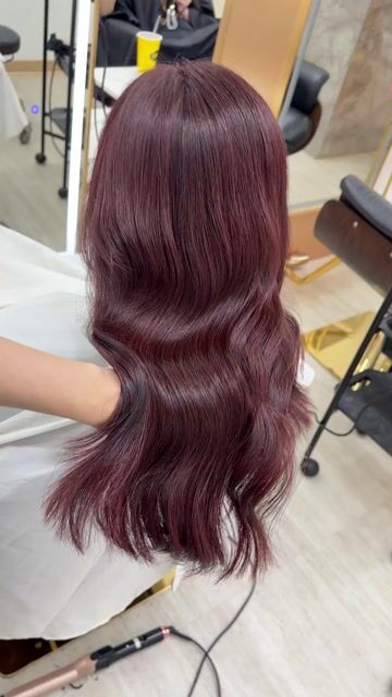 莓果色系作品，設計師 莉絲Lisi，新北新莊區KOI HAIR SALON