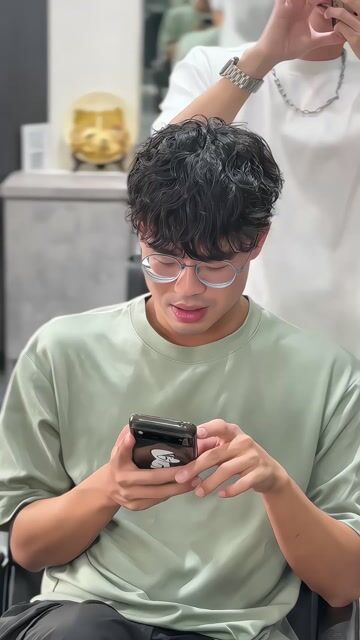 萊斯利捲作品，設計師 Ian，高雄左營區Zone Hair
