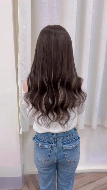 - 線條染接髮 -作品，設計師 Arina🌹艾琳娜，桃園桃園區沐巳（與店家配合租位置）