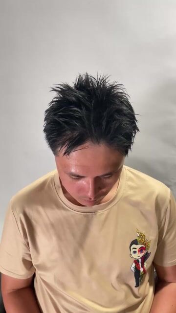 破碎感紋理前刺作品，設計師 子喬Joe，台南東區領航者男仕理髮