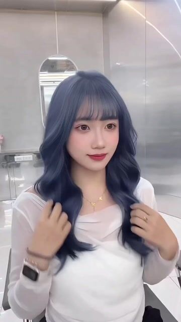 霧霾藍灰色作品，設計師 irene，台中北屯區Faye hair salon