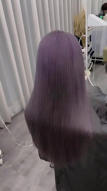 紫灰作品，設計師 Evan，台中西屯區沐MU Hair Salon