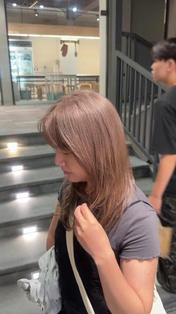 奶茶色作品，設計師 鴨肉🦆，台中北區Round2一中店