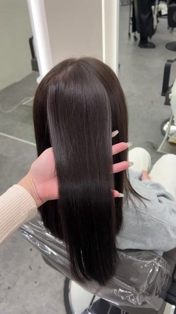 自然髮色作品，設計師 Serina，台北中山區Holly