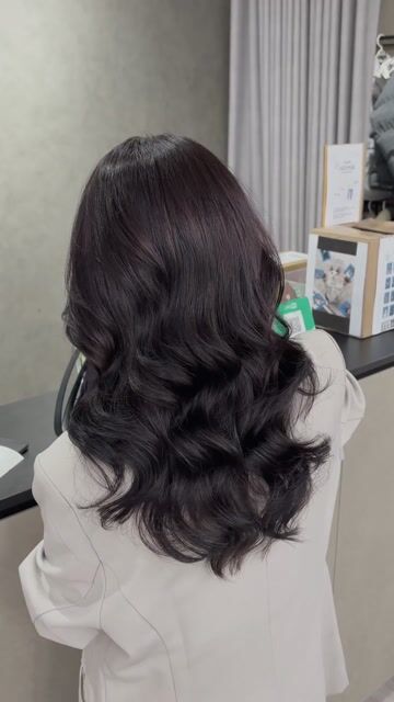 波紋燙作品，設計師 Connie，台中北區WE SHAiRE台中店
