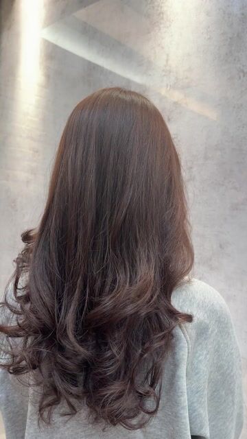 大波浪捲髮作品，設計師 Tina，台中北區PHIROS HAIR 一中店