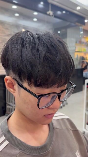 韓系層次剪裁作品，設計師 路易𝑳𝒐𝒖𝒊𝒔，基隆仁愛區尚洋髮藝 愛三店