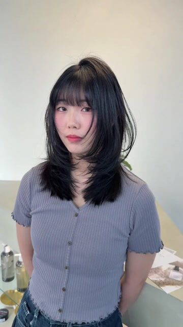 韓系層次剪+霧感黑茶色作品，設計師 Amber，台中西區OH! SALOON