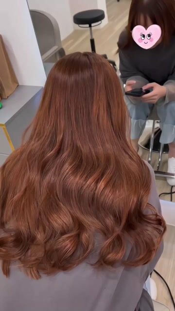 蜜茶暖棕色作品，設計師 Kiki，台北信義區拾光living hair
