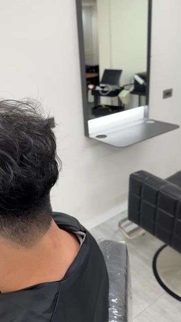 男生燙髮作品，設計師 威廉，台北中山區Kommhair 松江店