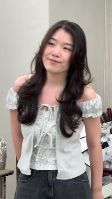 韓系 層次燙 ✕ 柔和浪漫羽毛剪作品，設計師 Raya，台中西屯區Korewa 大隆