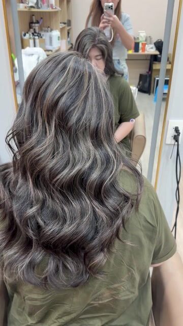 線條染作品，設計師 金 hair salon黛比，台中北區金 hair salon