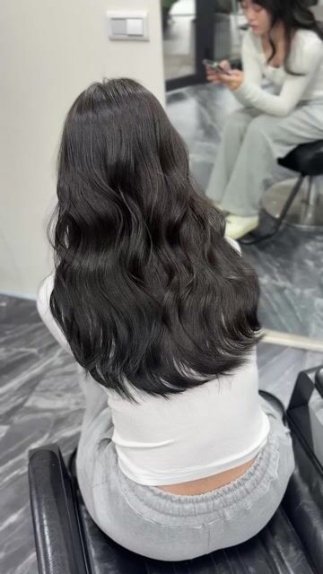 顯白髮色作品，設計師 Ian，高雄左營區Zone Hair