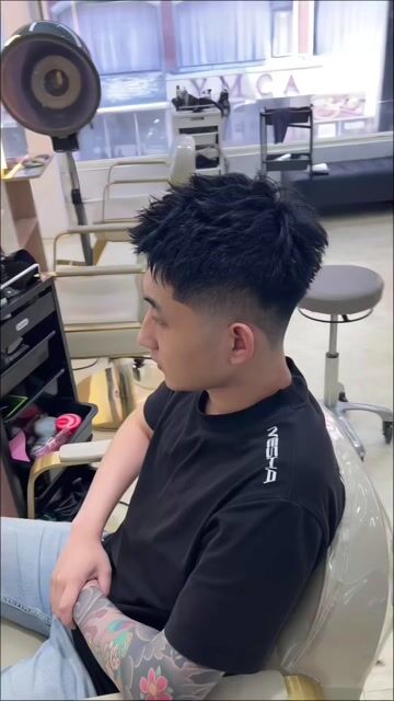 區塊漸層max美式前刺作品，設計師 艾里歐，台北中正區Allies_hair旗艦店