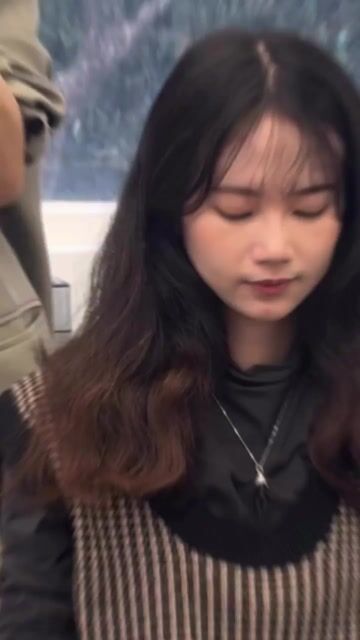 縮毛矯正一刀切作品，設計師 Angel，台中西屯區Korewa