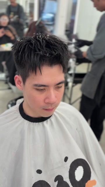 俐落前刺作品，設計師 Alvin，台中西區O3O美術館店