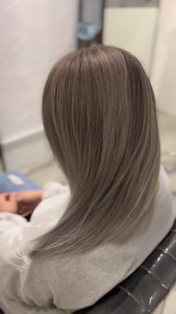 白髮調整作品，設計師 Jason，台北松山區念NIAN