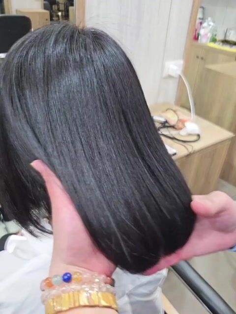 縮毛矯正作品，設計師 Seven髮型設計師，台北中山區Hs Hair Design