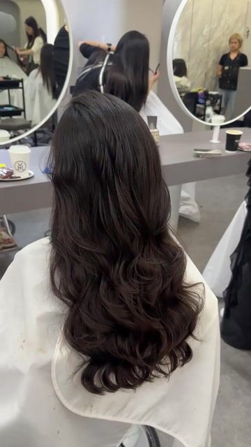 韓系大波浪作品，設計師 Rena，台北中山區Holly hair 南西店