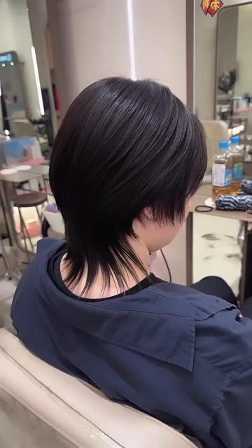 高層次鯔魚頭作品，設計師 Shirley雪莉，高雄三民區悄悄話 WHISPER 美髮沙龍