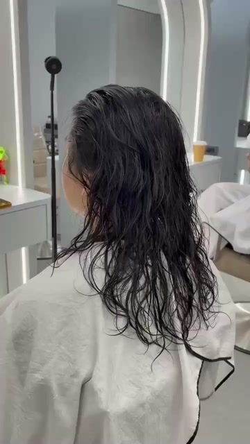 中長髮紋理燙作品，設計師 • ( A-Yue ) •阿躍，台中西區RILL HAIR SALON