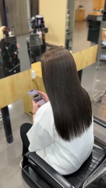 免漂霧感髮色縮毛矯正