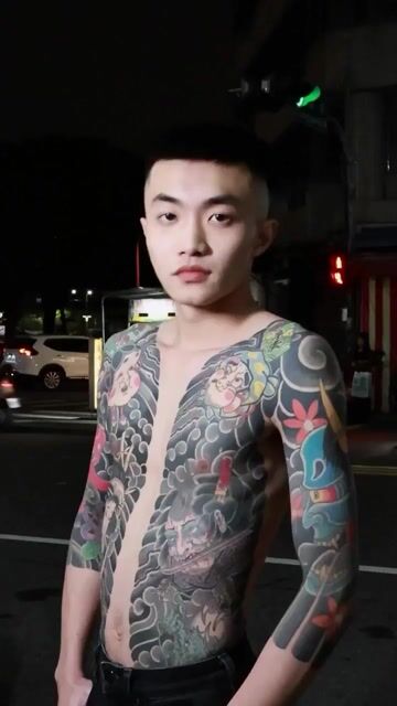 漸層凱薩