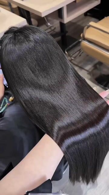 縮毛矯正作品，設計師 Nancy，高雄苓雅區絲光苒苒