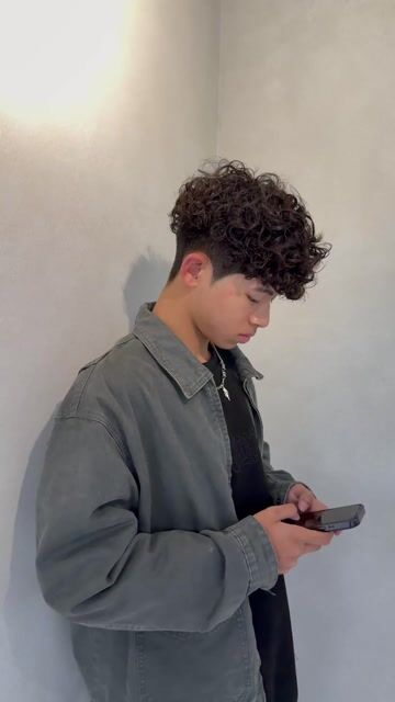 羊毛卷作品，設計師 呂少，台中中區The.oneoff台中站前店